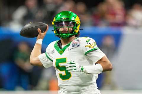 Star QB Dante Moore lobbies Oregon governor to support mental health services, reveals own struggles