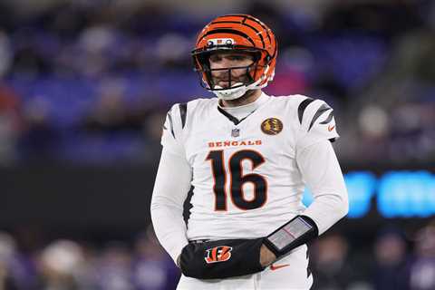 Joe Flacco, 41, calls out ‘dumb’ teams for not signing him to start