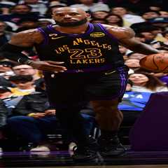 Lakers cap off historic month of March with win over Cavs and several milestones
