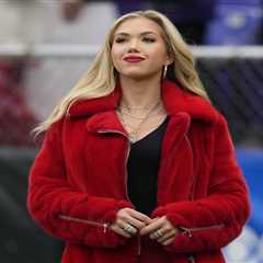 Chiefs heiress Gracie Hunt gets engaged to son of former NFL quarterback