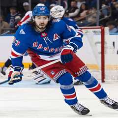 Mika Zibanejad thriving again while becoming bridge to Rangers future