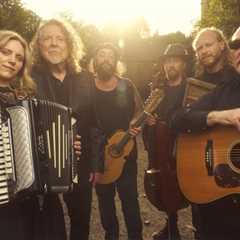 Robert Plant Performs Led Zeppelin Classic on ‘Late Show’: Watch