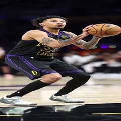 Lakers convert Nick Smith Jr. to standard contract, making guard playoff-eligible