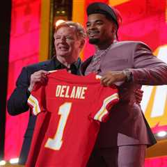 Chiefs make huge trade up in 2026 NFL Draft for Mansoor Delane