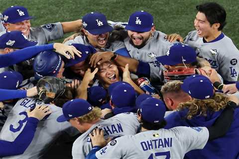 Ahead of World Series rematch, Dodgers relive emotions of dramatic Game 7 victory