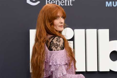 Florence + the Machine Partners With Planned Parenthood on Tour Amid ‘Life & Death’ Fight for..