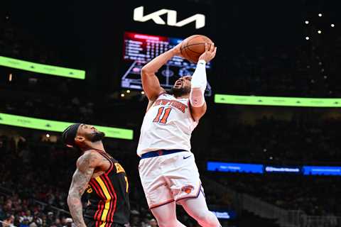 Jalen Brunson’s late-game brilliance delivers win over Hawks as Knicks survive near buzzer-beater