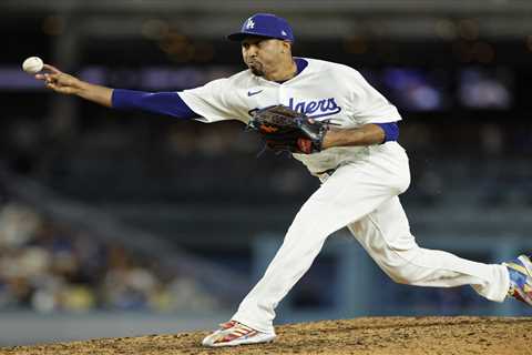 Dave Roberts gives update on Edwin Diaz, reveals what comes next.