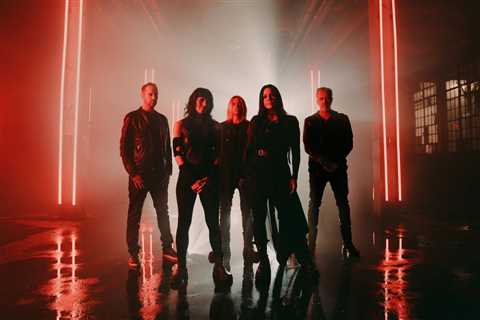 Evanescence Earns 1st Hot Hard Rock Songs No. 1 With ‘Who Will You Follow’