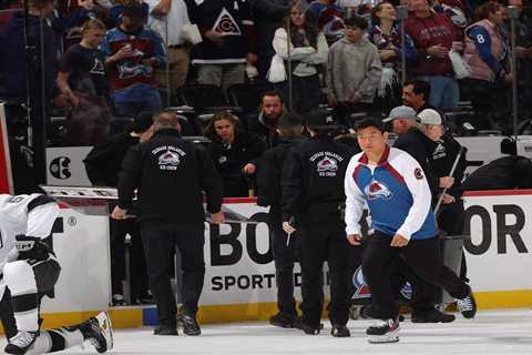 Kings coach gets showered in glass in scary fan moment during NHL playoffs
