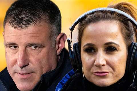 Mike Vrabel and Dianna Russini's Kissing Photos From 2020 Surface