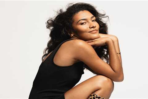 Olivia Dean’s ‘So Easy’ Breezes to No. 1 on Billboard’s Pop Airplay Chart
