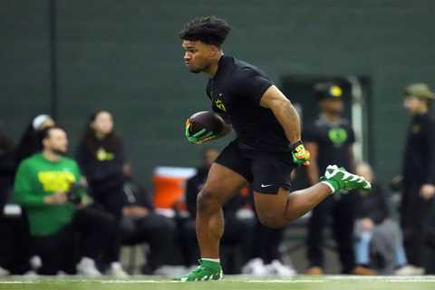 Jets’ massive stategy shift clear at NFL draft as biggest decision looms in future
