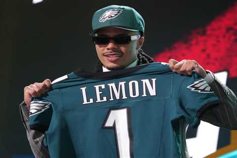 Makai Lemon gets emotional on NFL draft night after watching surprise heartfelt video