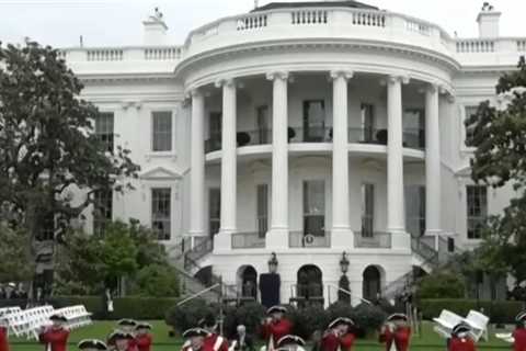There Are Red Coats on the White House Lawn, Watch Video