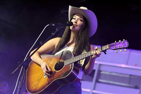 Kacey Musgraves Calls End of Miranda Lambert Feud ‘a Plot Twist That Even I Did Not See Coming’