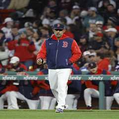 Alex Cora can’t be expected to fix the fundamental baseball problems he’s endemic to