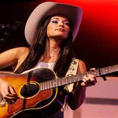 Kacey Musgraves Surprise Drops 2 New Bonus Tracks for ‘Middle of Nowhere’