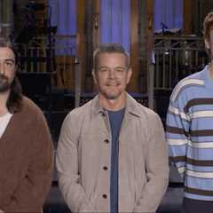 Noah Kahan Trades ‘Stick Season’ for ‘Skit Season’ in New ‘SNL’ Promos With Matt Damon