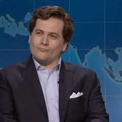 ‘SNL’ Weekend Update: Tucker Carlson Rants About the Met Gala