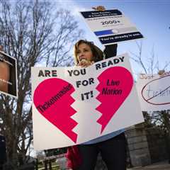 ‘Sweetheart Deal’: Lawmakers Slam Live Nation’s DOJ Settlement & Urge Ticketmaster Breakup