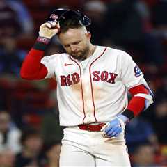 Trevor Story undergoes sports hernia surgery in continued Red Sox nightmare