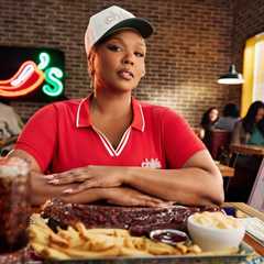 How Lizzo Went From Vegan to the New Face of Chili’s Baby Back Ribs: ‘I’m the Perfect Person for It’