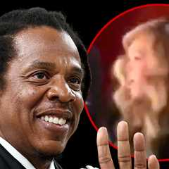Beyoncé Shows Up to Support Jay-Z at Philly Preview Show Event