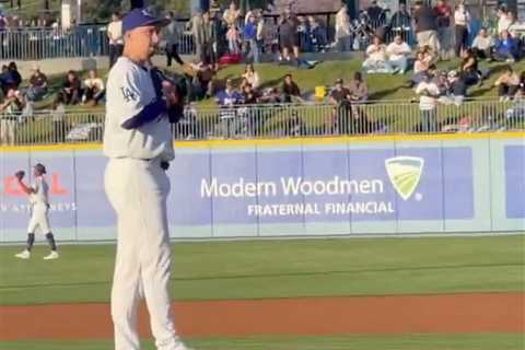 Blake Snell looks painfully embarrassed as SoundCloud rap comes back to haunt him mid-game