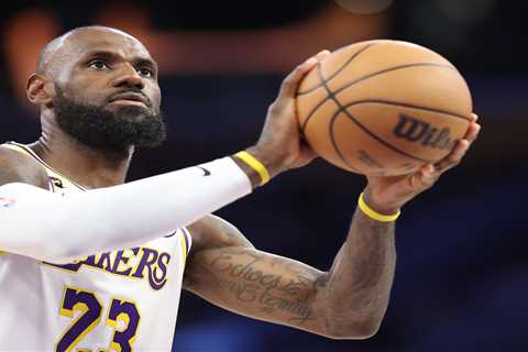 LeBron James is the GOAT. What we just witnessed vs. Rockets was stunning