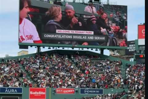 Red Sox fan proposal gets really awkward: ‘Looked like the woman said I don’t know’