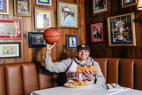 NY eateries, bars ban ‘Philly’ cheesesteaks from menu as Knicks-Sixers fight gets greasy