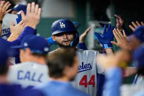 Dodgers rout Astros as Andy Pages hits 3 homers, Shohei Ohtani snaps slump