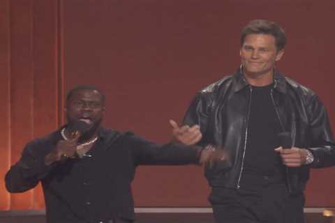 Tom Brady shreds Kevin Hart over ‘Las Vegas affair’ at Netflix roast — and then flirts with his wife