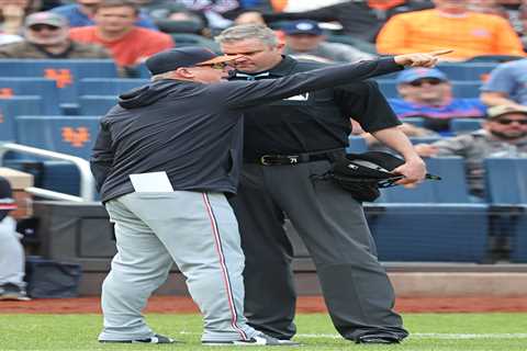 Tigers manager A.J. Hinch ejected in fiery scene after controversial challenge call against Mets