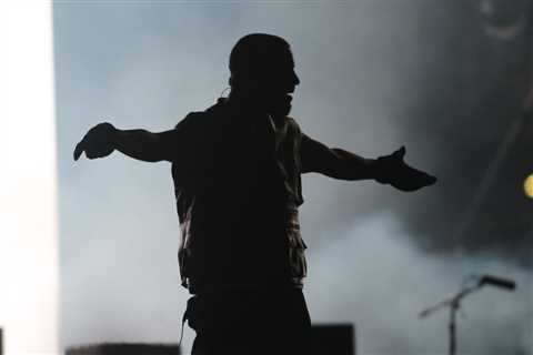 Drake Returns With Three New Albums as ‘Iceman,’  ‘Maid of Honour’ & ‘Habibti’ Arrive: Stream..
