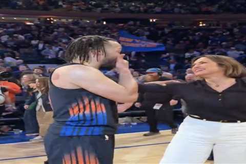 Jalen Brunson, Knicks superfan Mariska Hargitay share tender moment to celebrate Game 2 win