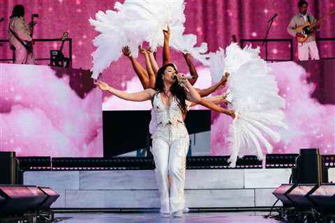 Kali Uchis Kicks Off For the Girls Tour at Sueños 2026, Reveals She Has a ‘Whole Album Done’