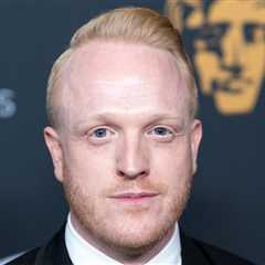 'Twin Peaks' Actor Owain Rhys Davies Dies Suddenly at 44, Family Confused