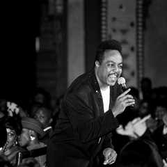 Peabo Bryson’s Biggest Hit Songs: ‘A Whole New World,’ ‘Show & Tell’ and More