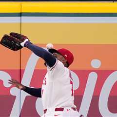 Ball bounces off of Jo Adell’s head and over wall for home run in wild scene