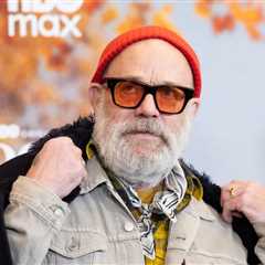 Michael Stipe Teams Up With Andrew Watt For Late Night Performance of ‘I Played The Fool’: Watch