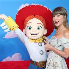 Inside ‘Toy Story 5’ World Premiere: Taylor Swift & Randy Newman’s Friendly Duet & More..