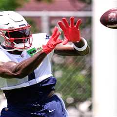 AJ Brown impressed with Patriots Drake Maye after years of Jalen Hurts