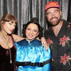 Taylor Swift, Travis Kelce Make an Appearance at Broadway Comedy ‘Oh, Mary!’ Starring Maya Rudolph