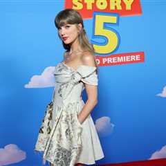 A Whole ‘Knew’ Worldwide No. 1: Taylor Swift Debuts Atop Billboard Global 200 Chart