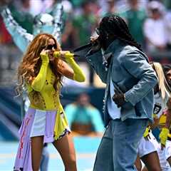 Shakira & Burna Boy Kick Up Latest Official World Cup Hit on Hot 100 With ‘Dai Dai’