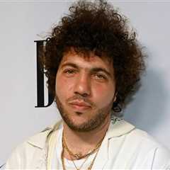 Woah, People Can’t Believe Their Eyes After Seeing New Footage Of Benny Blanco’s Viral Half-Shaven..