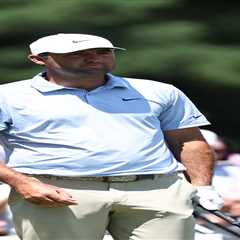 Scottie Scheffler’s son steals show at Travelers Championship toting tiny golf bag