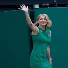 Tennis legend Chris Evert will miss Wimbledon as ovarian cancer returns: ‘Continuing to fight’